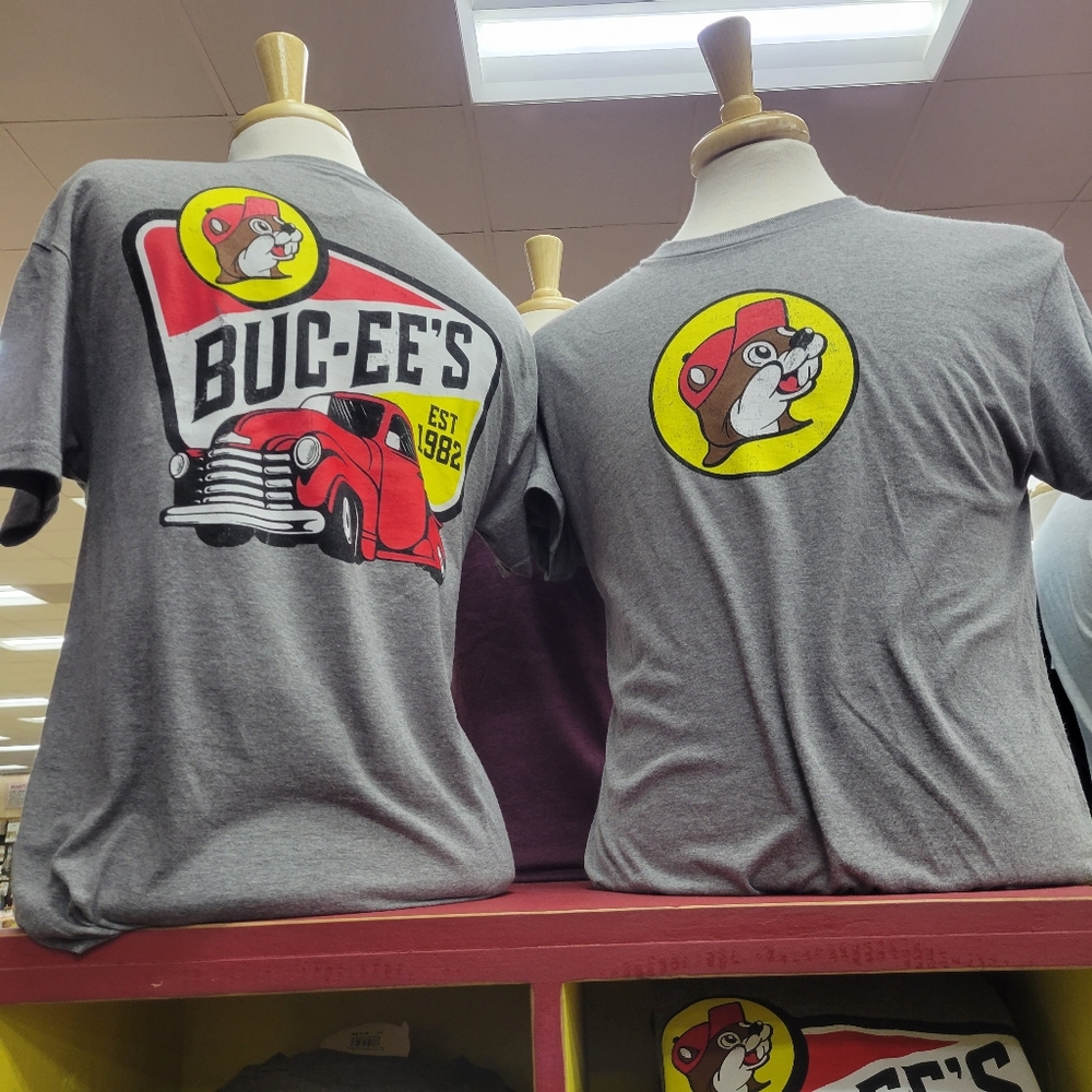 Buc-ees Red Old Truck Grey Shirt 1982